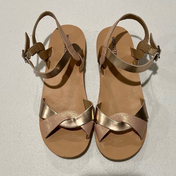 Nordstrom Girl's Sadee Flat Sandal  Kid, size 13gold  Pewter - Picture 1 of 6